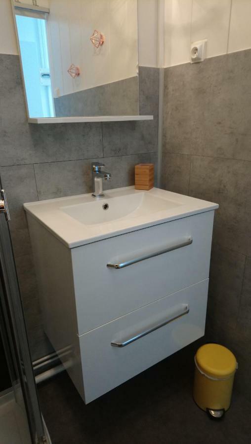 Agreable Appartement Proche Gare Libourne Exteriér fotografie